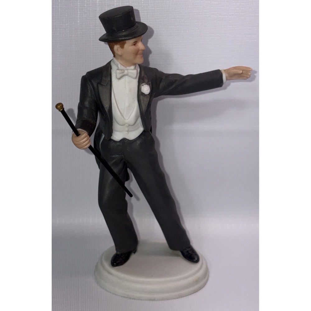 Vintage 1984 Avon Images of Hollywood Fred Astaire Porcelain Figurine Barkleys